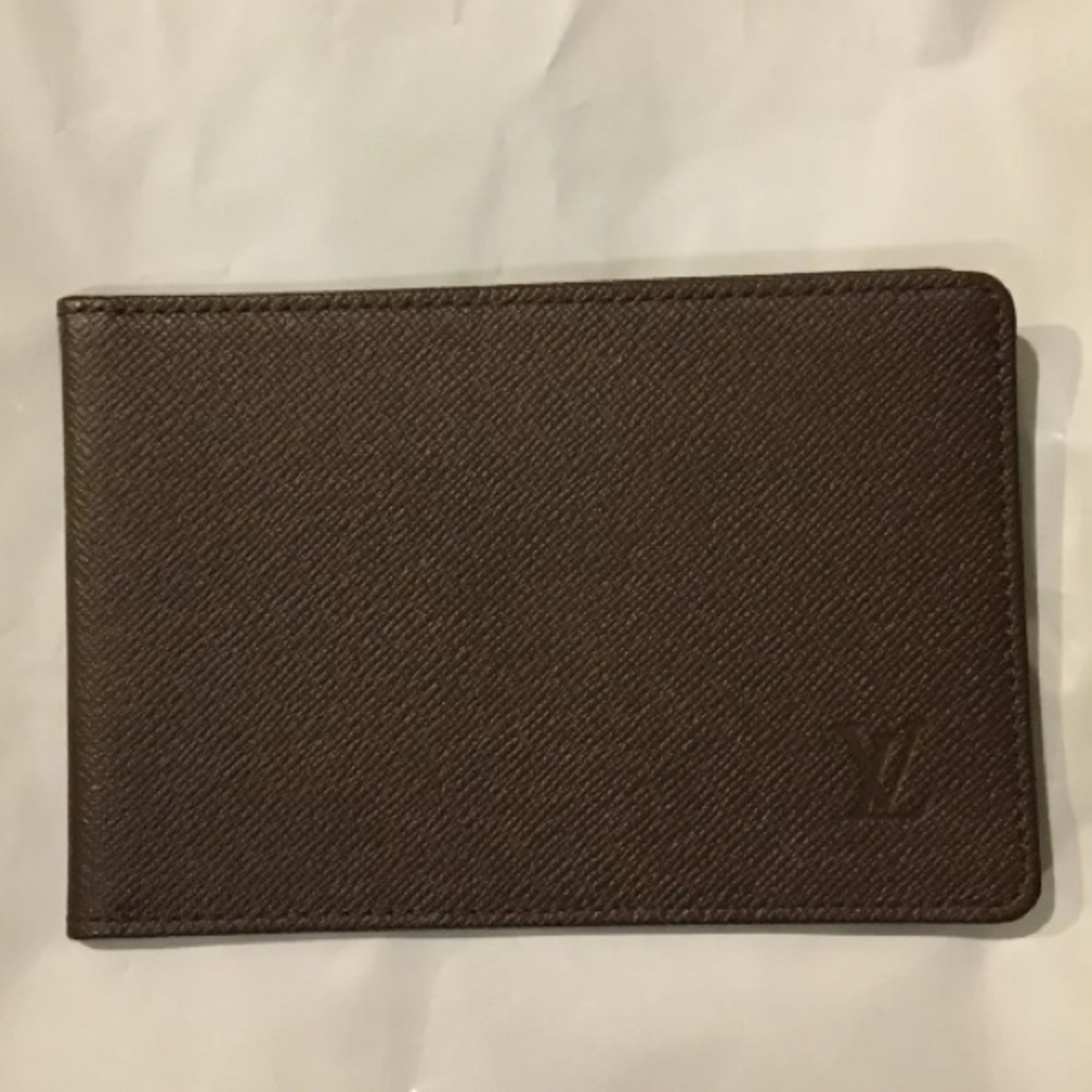 Louis Vuitton Pass Case